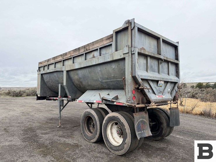 1966-fruehauf-end-dump-trailer-image-4