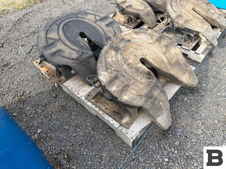 fifth-wheel-hitches-image-6