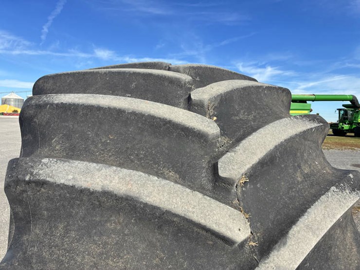 #114558-•-2)-tires-&-rims-1250/45-32-image-5