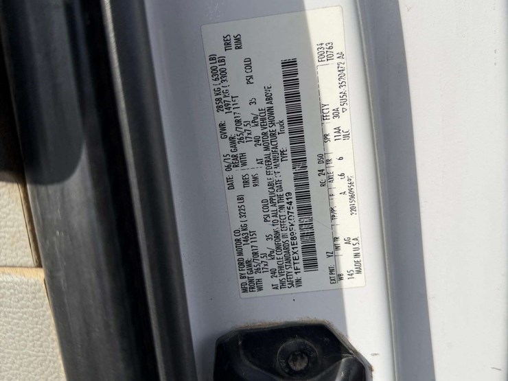 2015-ford-f150-image-41