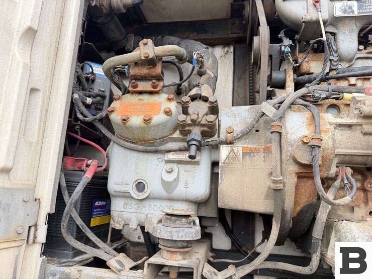 2014-utility-vs3ra-53'-van-trailer-image-13