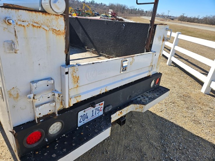 2017-ford-f250-xl-image-13