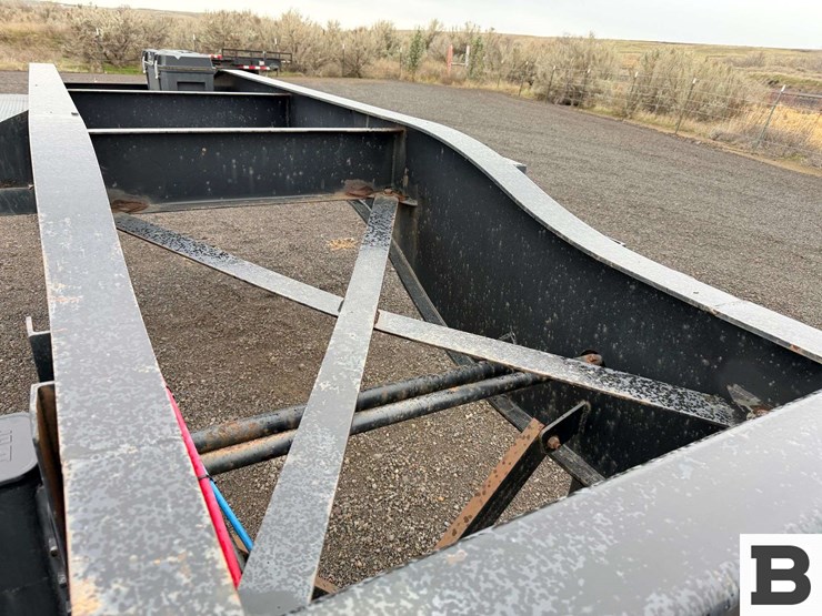 2011-dionbilt-dbnsl-220ar-chassis-trailer-image-19