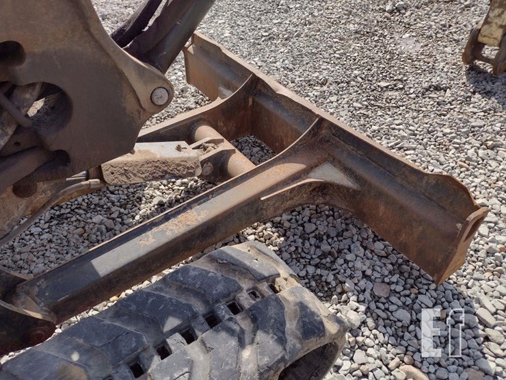 2018-bobcat-e32i-image-21