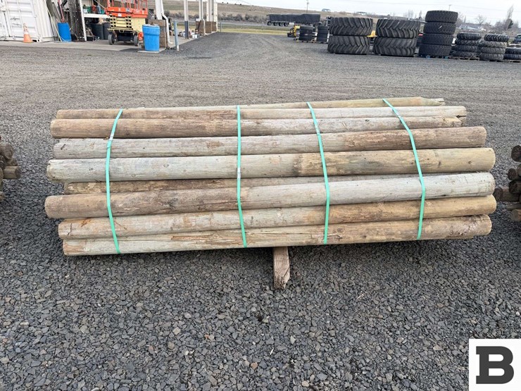 ..-wooden-posts-image-5