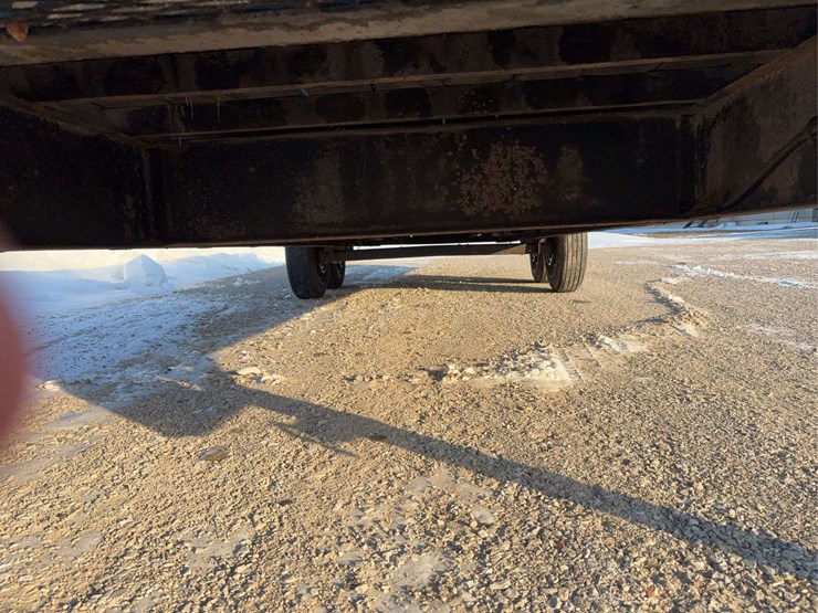 24'-rainbow-gooseneck-trailer-image-24