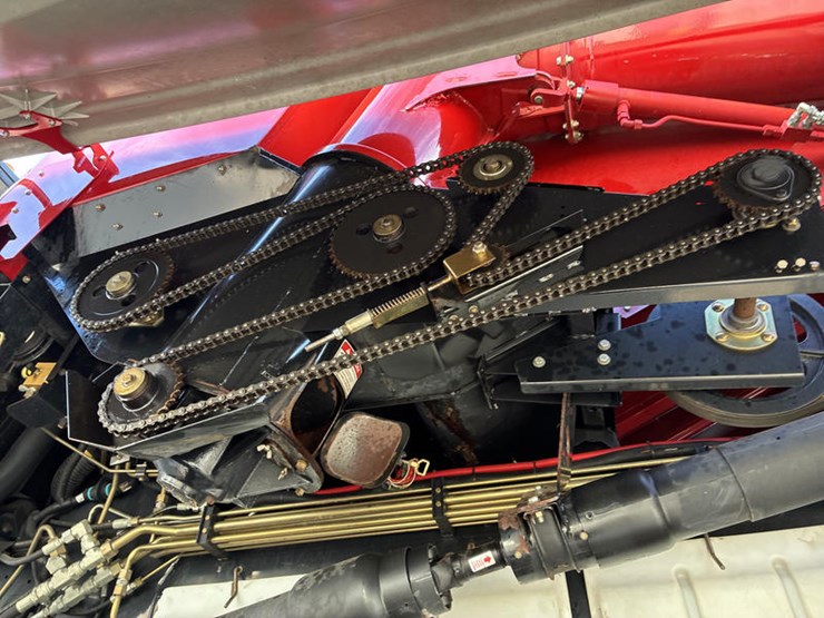 2010-case-ih-8120-image-55