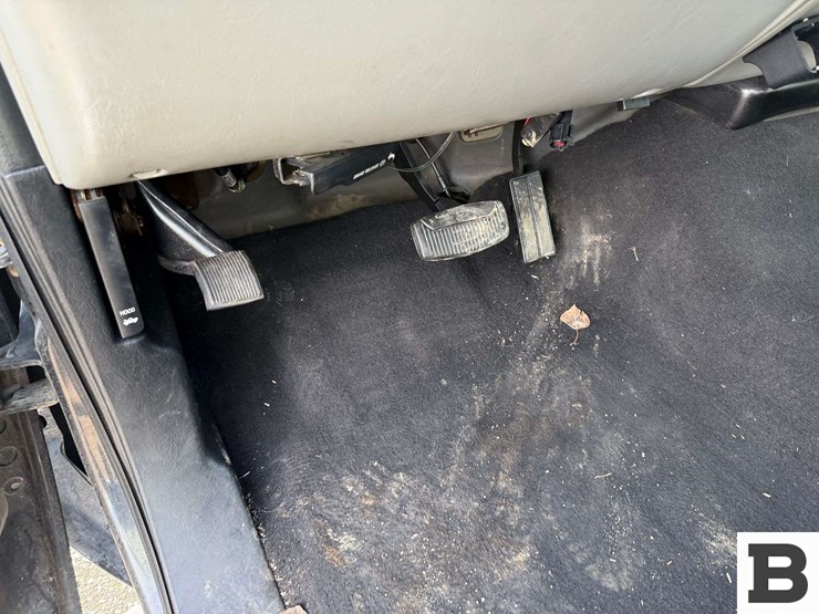 2004-ford-f250-image-30