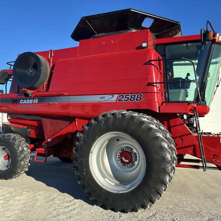 2008 CASE IH 2588
