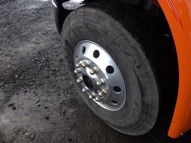 2021-international-mv607-image-38