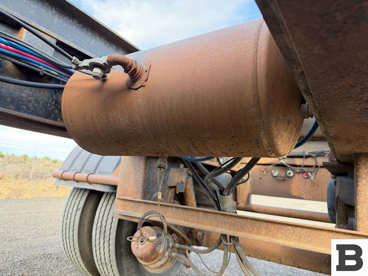 2011-dionbilt-dbnsl-220ar-chassis-trailer-image-23