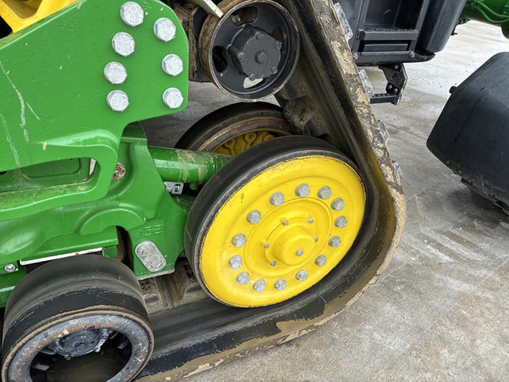 2021-john-deere-8rx-410-image-70