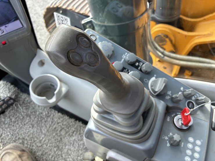 #5000-•-2017-jd-470g-lc-#1ff470gxjhf235084-image-73