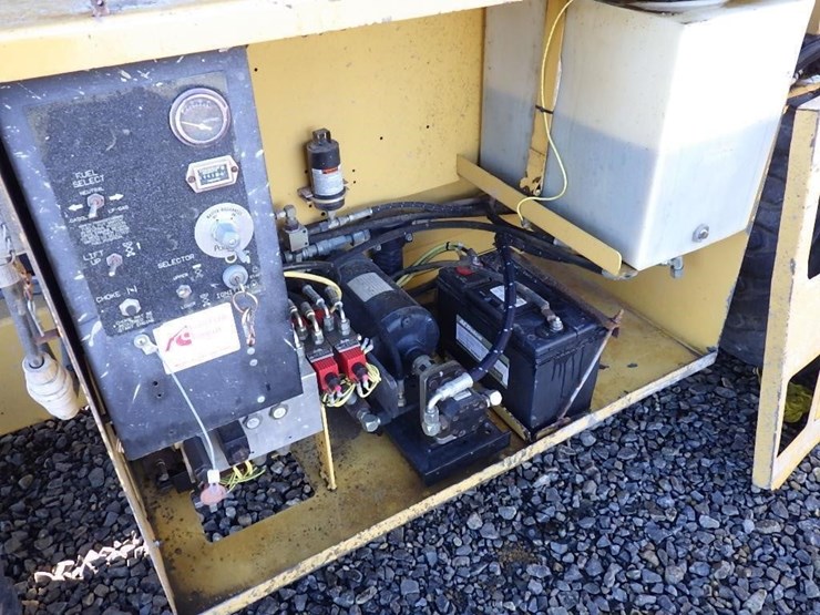 1998-grove-sm3884xt-image-12