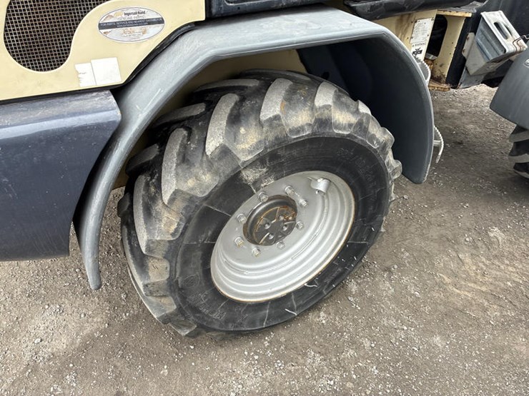 2005-ingersoll-rand-wl350-image-18