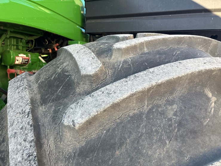 2013-john-deere-9510r-image-43