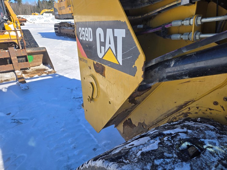 caterpillar-259d-image-39