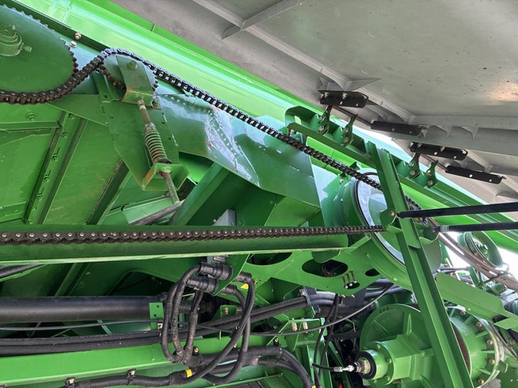 2009-john-deere-9570-sts-image-67