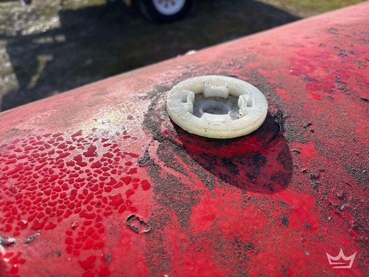 diesel-engine-oil-tank-image-6