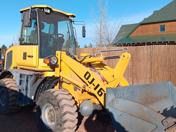 2021-eougem-oj-16-compact-wheel-loader-image-4