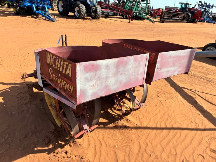 #t8416-•-wichita-sprigger-image-3