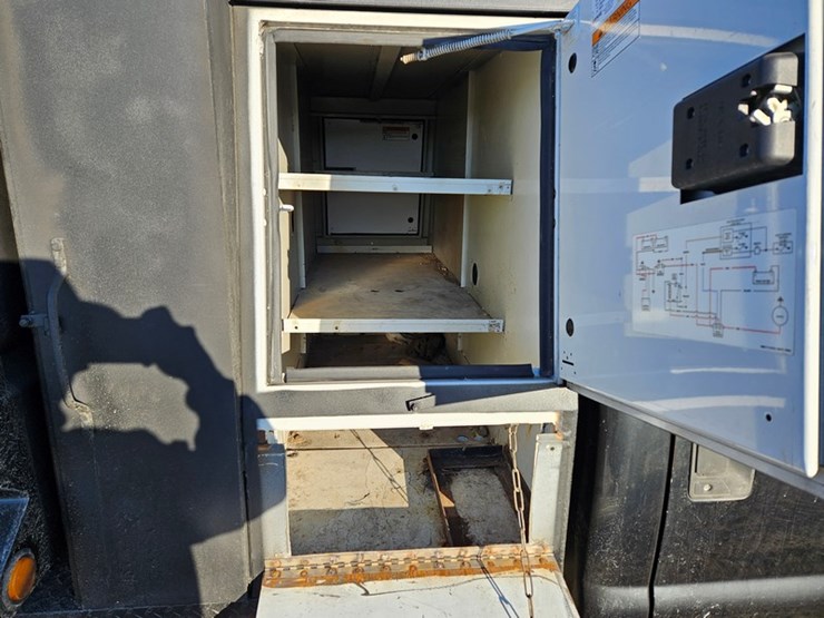 2000-ford-f350-image-17