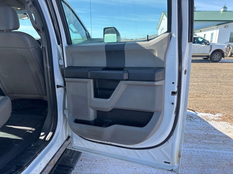 2018-ford-f250-image-11