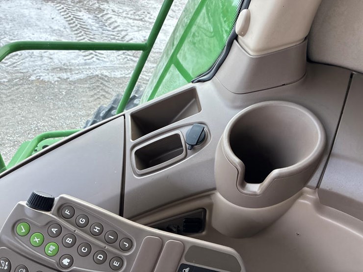 2015-john-deere-s680-image-108