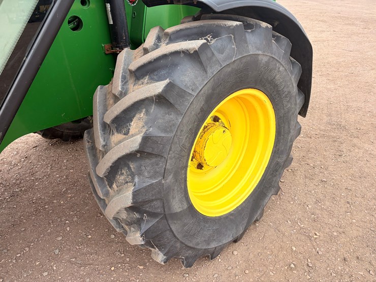 2006-john-deere-3420-image-43