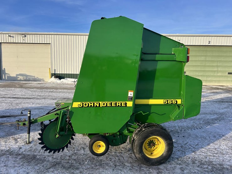 1999-john-deere-566-image-3