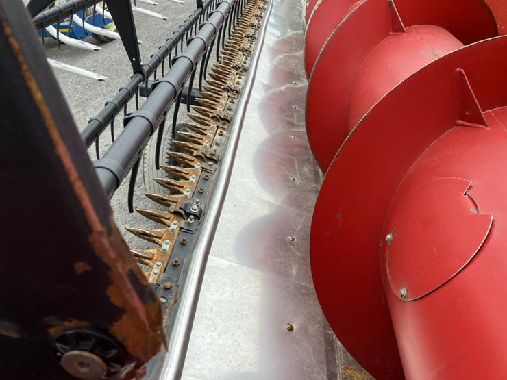 2011-case-ih-3020-image-5