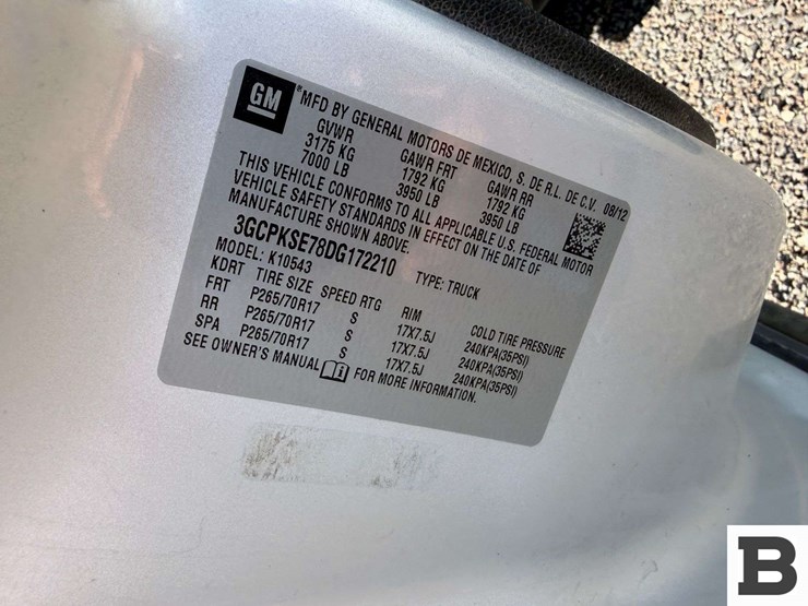 2013-chevrolet-silverado-1500-image-33