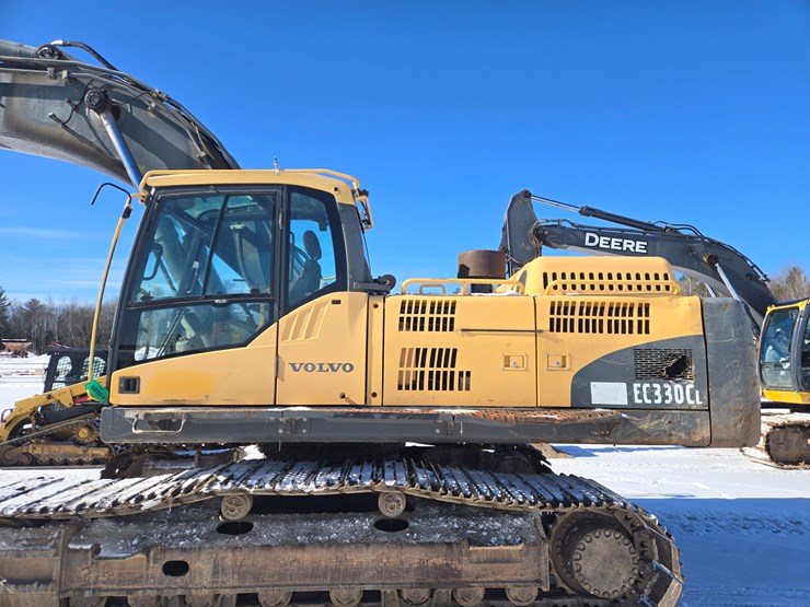 volvo-ec330-image-39