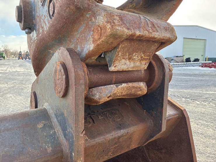 2017-komatsu-pc360-lc-11-image-18