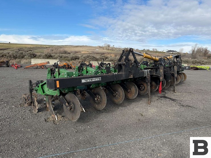 schlagel-mfg.-ripper,-implement-dolly,-great-plains-corn-planter-image-10