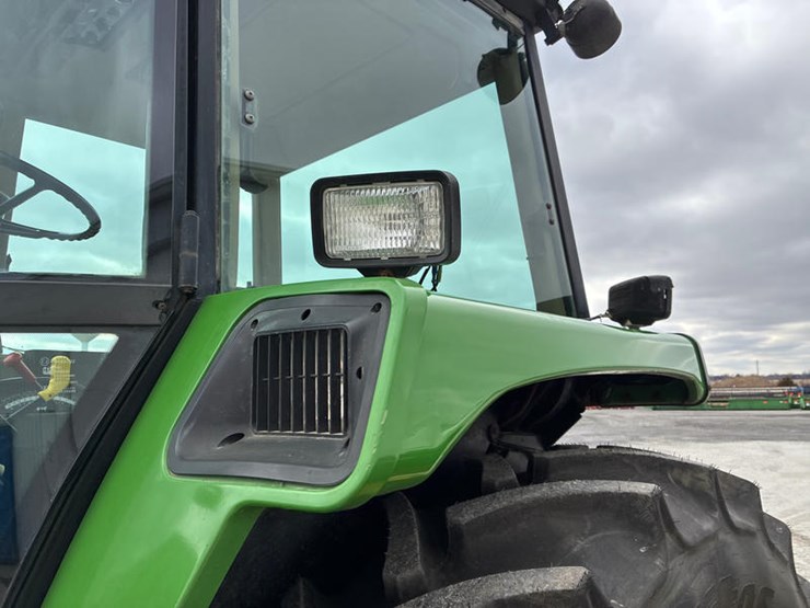 john-deere-4560-image-29