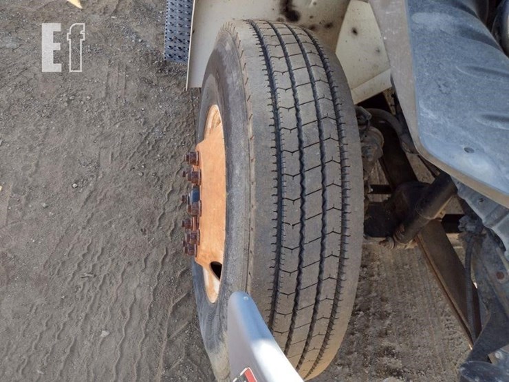 2008-international-durastar-4300-image-23