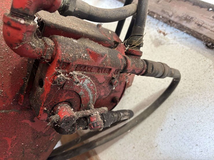 farm-king-10in-hydraulic-drive-unload-auger-image-6