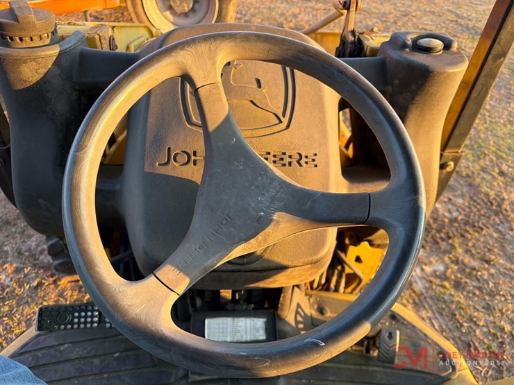 john-deere-110-image-23