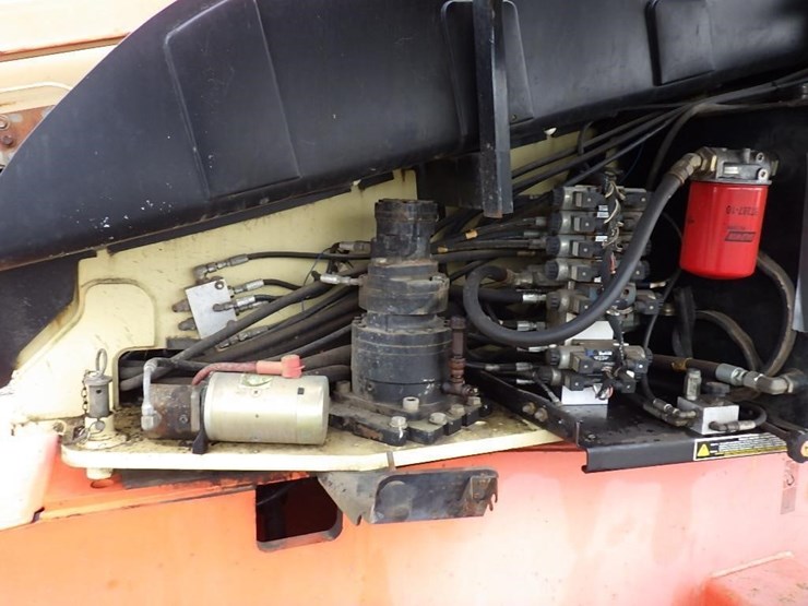 2003-jlg-600s-image-14