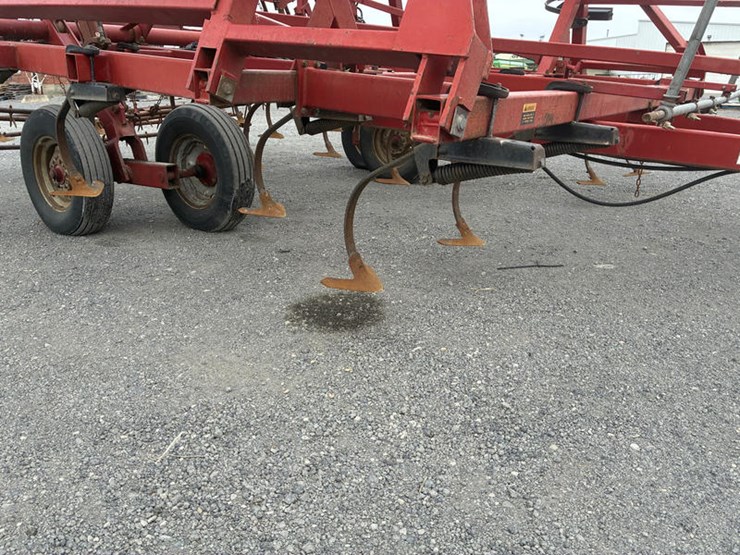 case-ih-4800-image-2