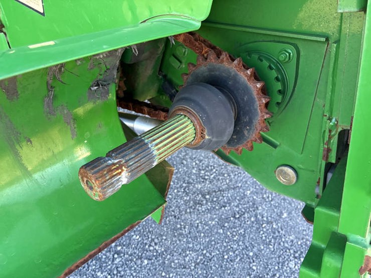 2000-john-deere-9550-image-17