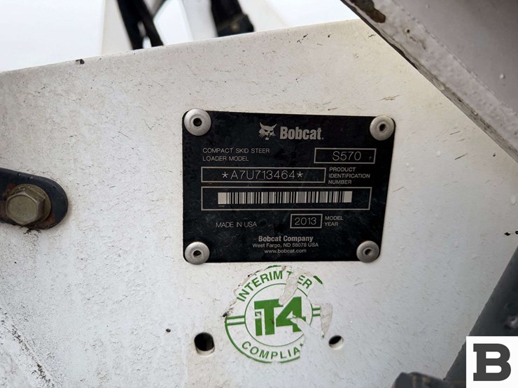 2013-bobcat-s570-image-24