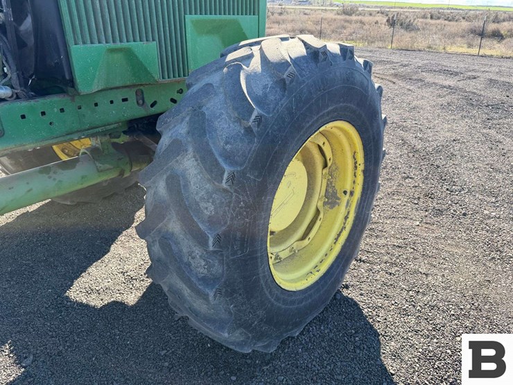1992-john-deere-4760-image-61