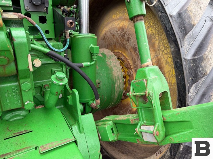 2014-john-deere-8310rt-image-34