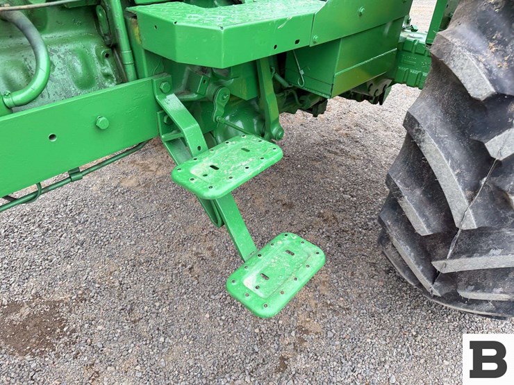 1980-john-deere-2940-image-10
