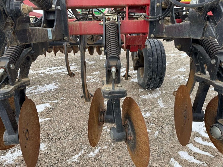 2016-case-ih-2016-image-28