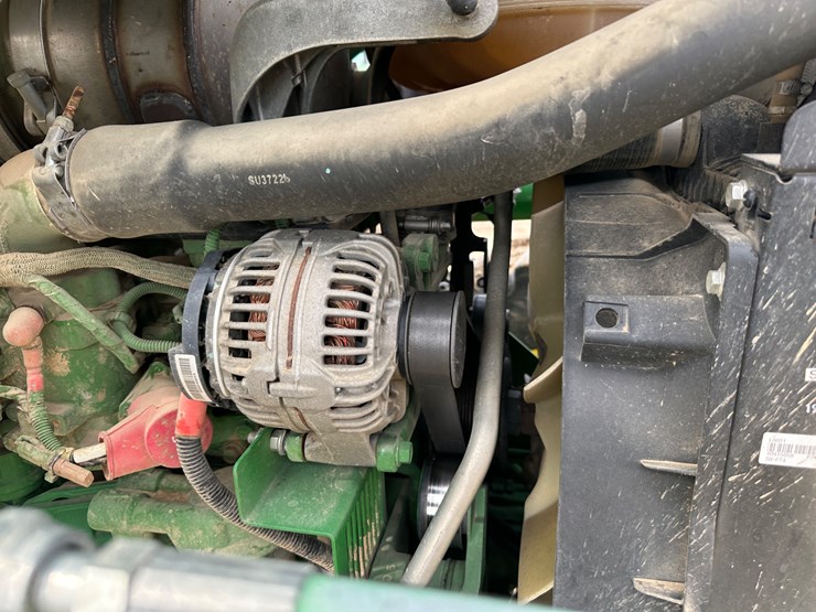 2011-john-deere-5090m-image-58