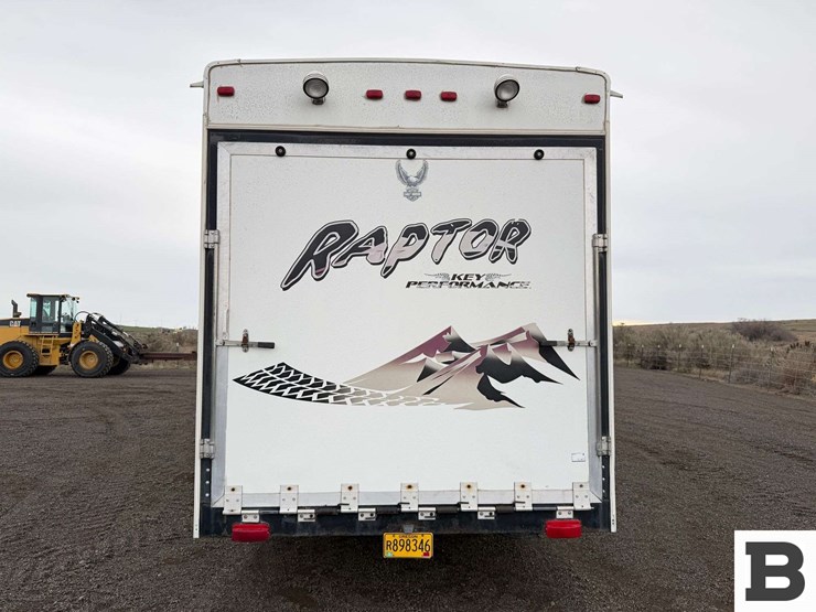 2006-raptor-3712ts-travel-trailer-image-4