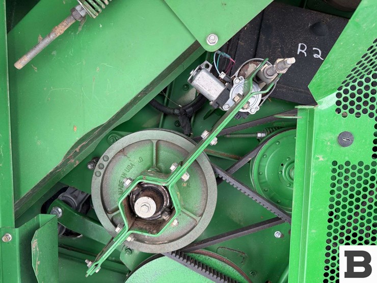 2004-john-deere-9660-sts-image-79